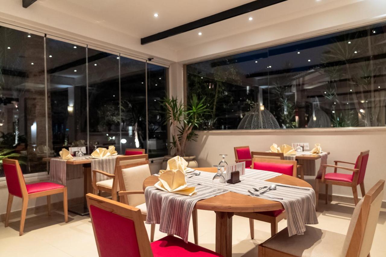 Swiss Inn Pyramids Golf Resort & Swiss Inn Plaza Hotel - Egypt - Cairo