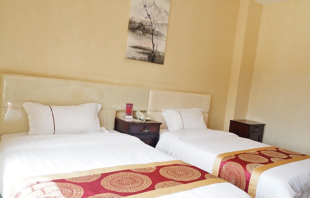 LILY - Laos - Vientiane