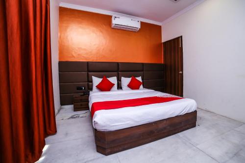 OYO 26589 Hotel Royal Town - India - New Delhi