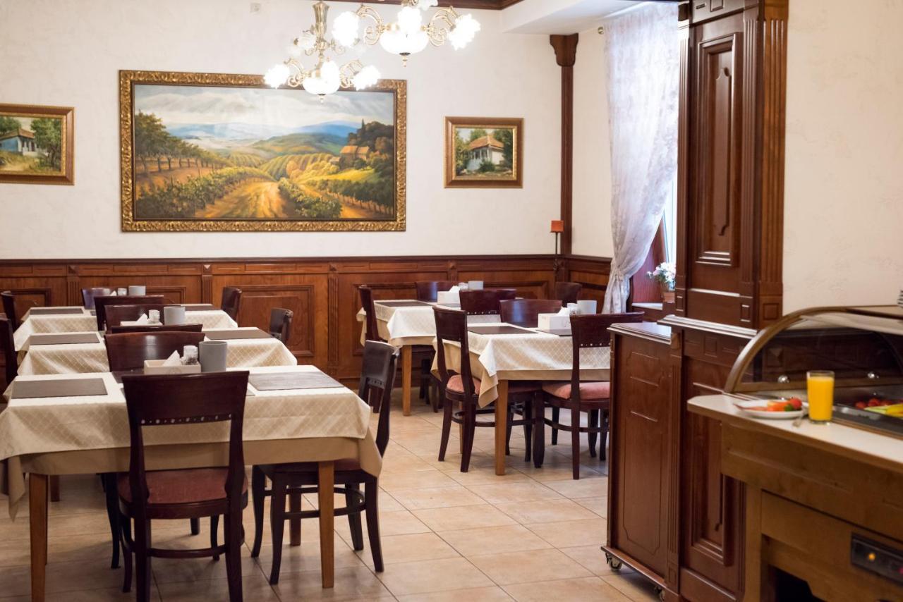 Luna Hotel - Moldova - Chisinau