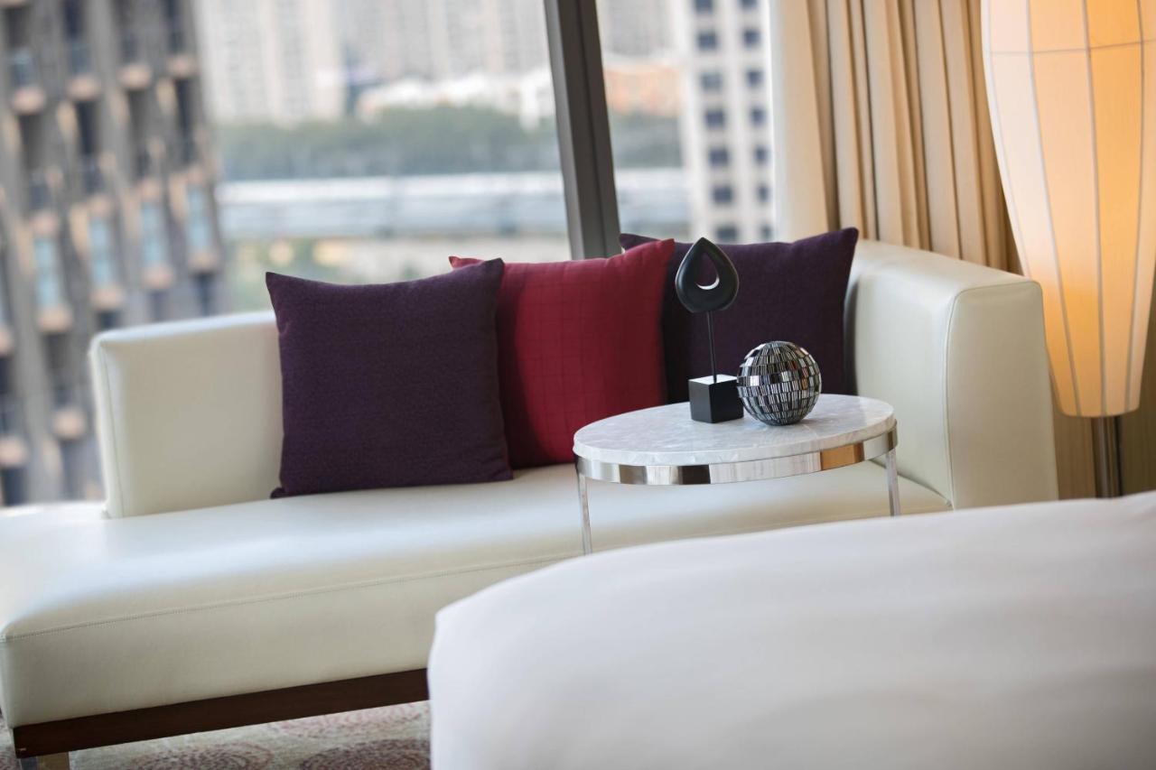 Renaissance Shanghai Putuo Hotel - China - Shanghai