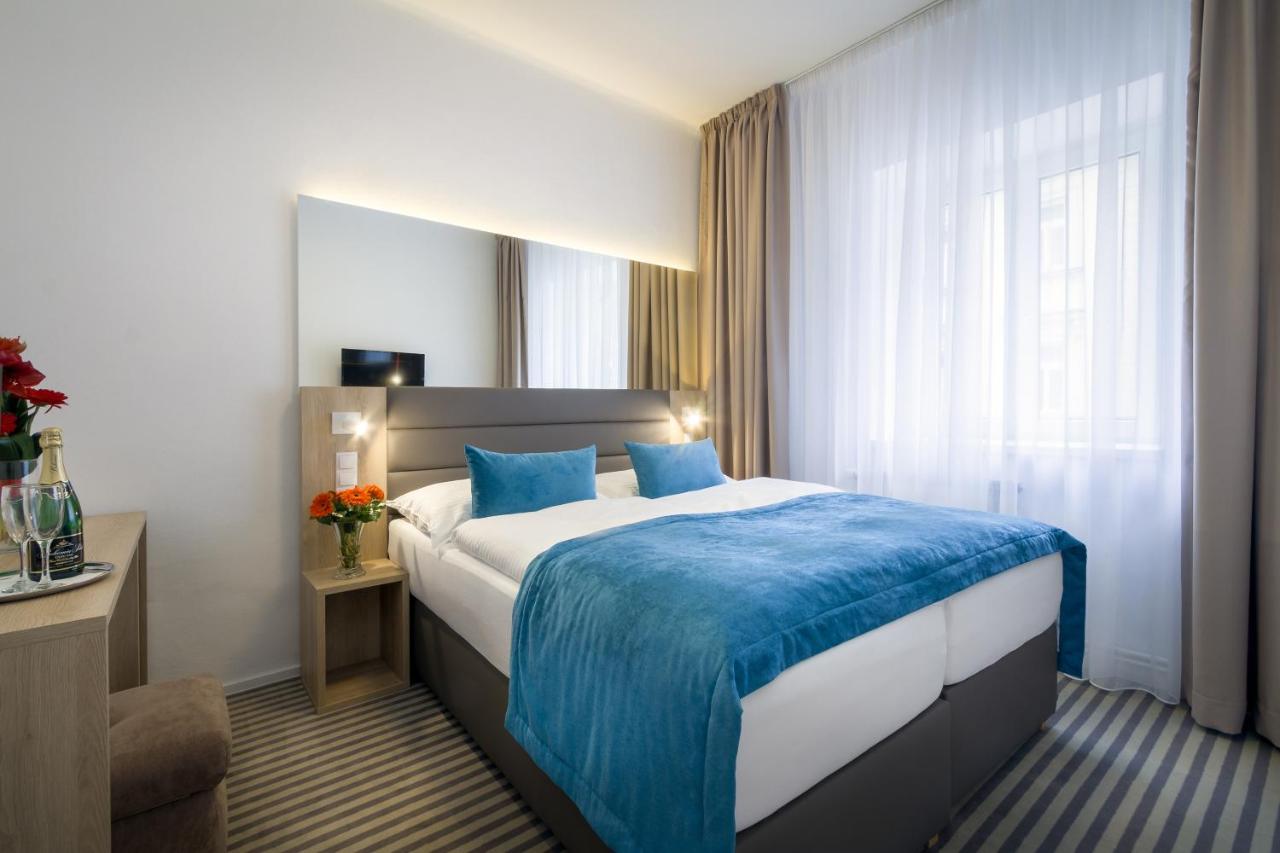 Hotel White Lion - Czech Republic - Prague