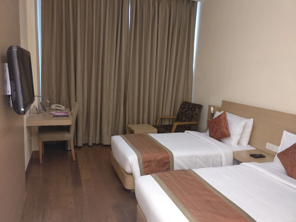 Clarks Inn Suites Pacific Business Park - India - New Delhi