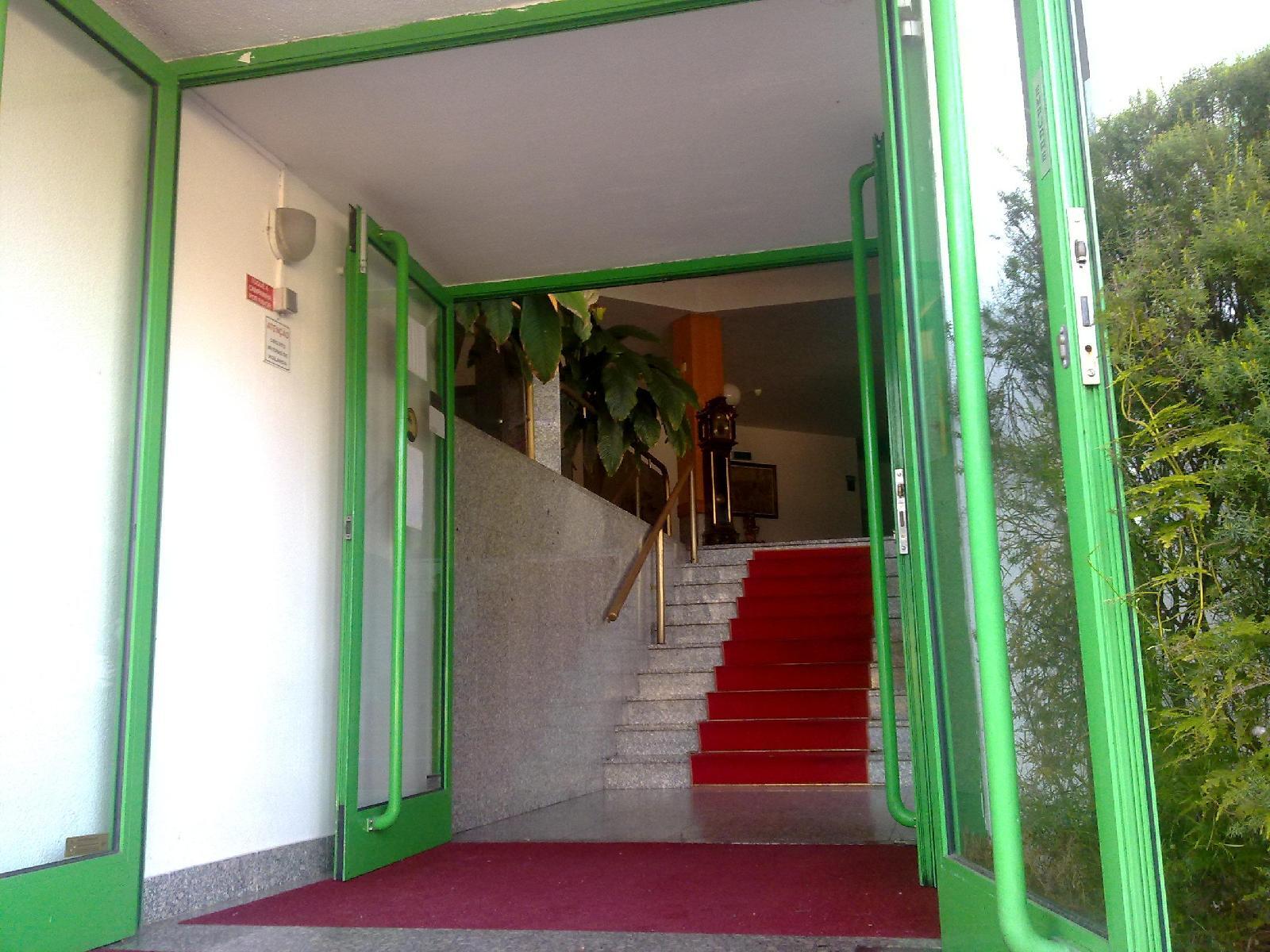 Tropical Promises Hotel - Portugal - Porto