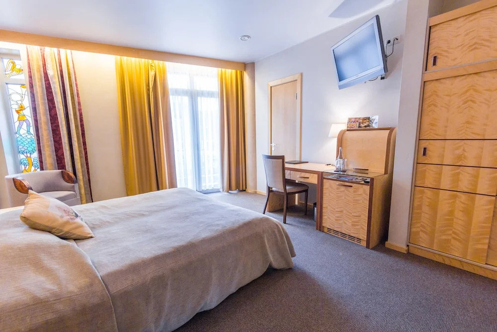 Royal Square Hotel And Suites - Latvia - Riga