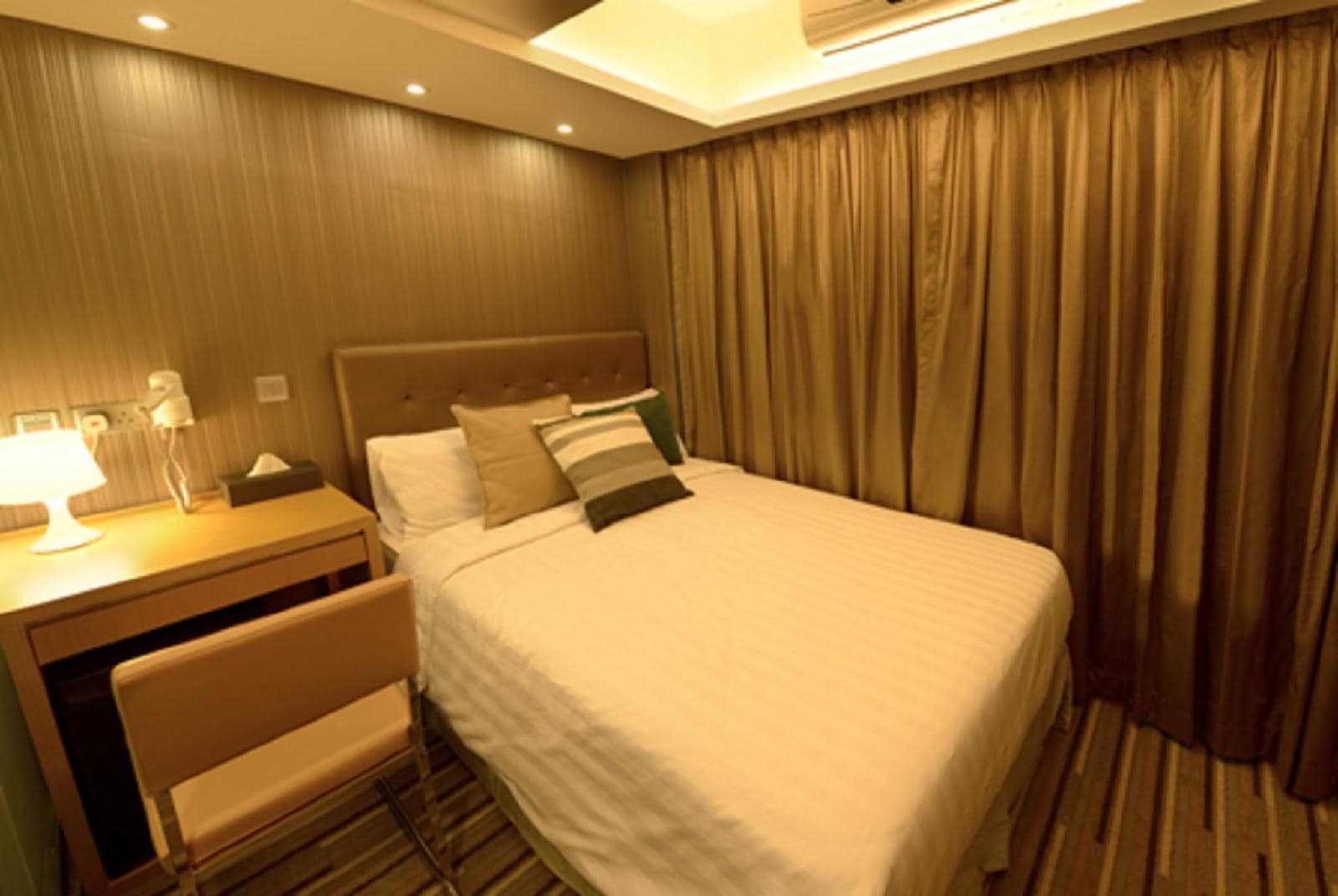 Casa Deluxe Hotel - China - Hong Kong