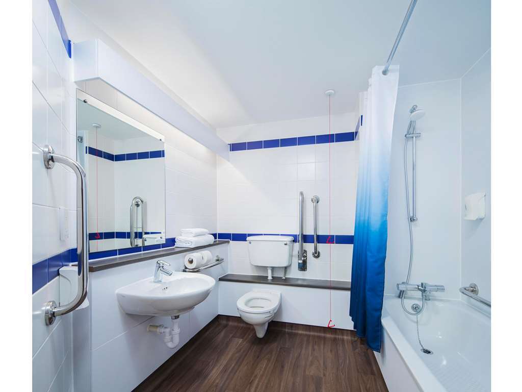 Travelodge Portsmouth Hotel - United Kingdom - Portsmouth