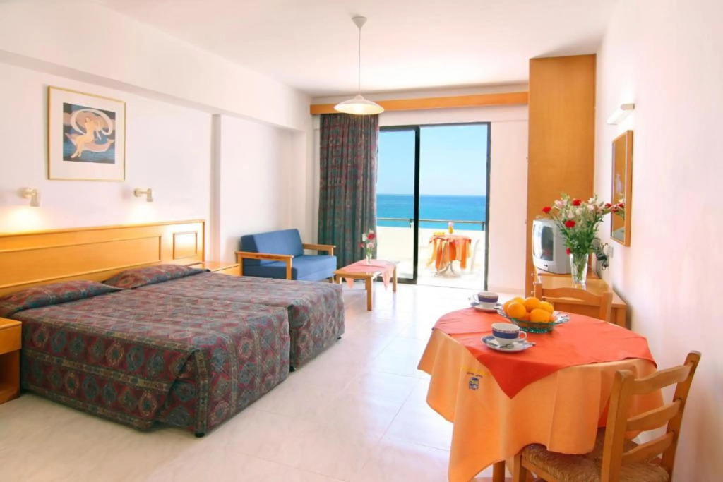 Corallia Beach Hotel Apartments - Cyprus - Paphos