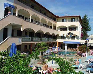 Paradise Bay 3 * - pic #1