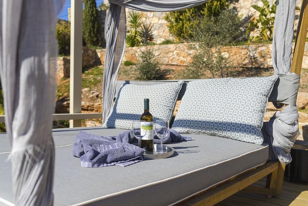 4 Bedroom Villa TakeOff in Anavyssos - BLG 69210 - Greece - Athens