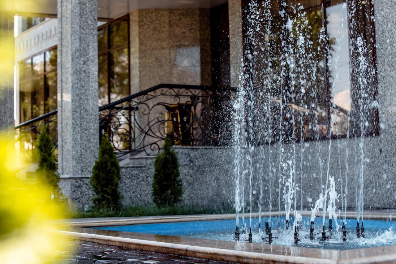 Discovery Hotel Bishkek - Kyrgyzstan - BISHKEK