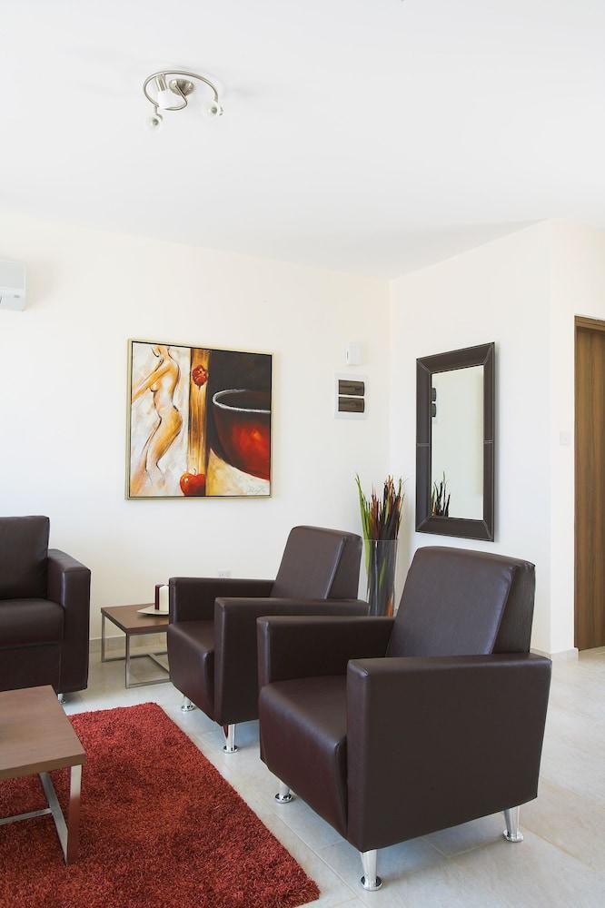 Chloraka Terrace Apartments - Cyprus - Paphos