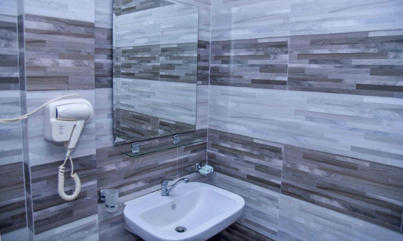 Ceylon Sea Hotel - Sri Lanka - Tangalle