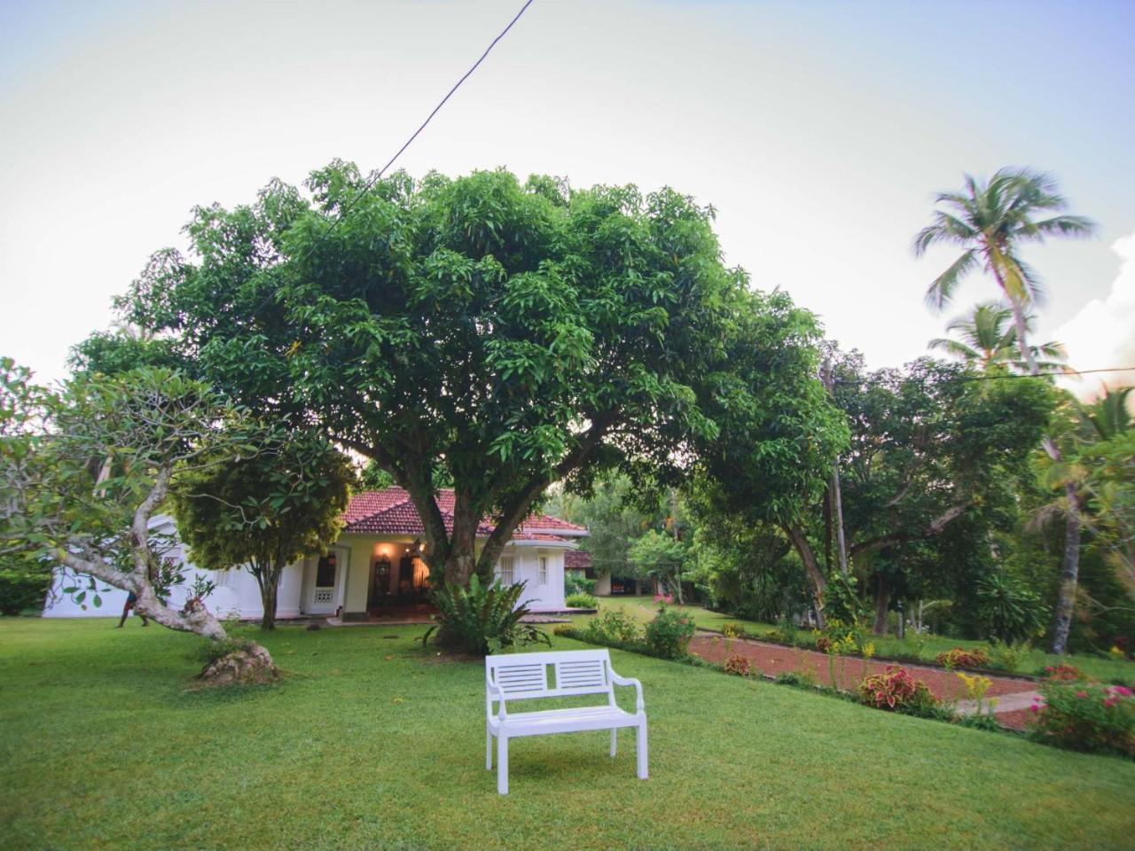 Thalpe Walawwa Heritage Villa - Sri Lanka - Unawatuna