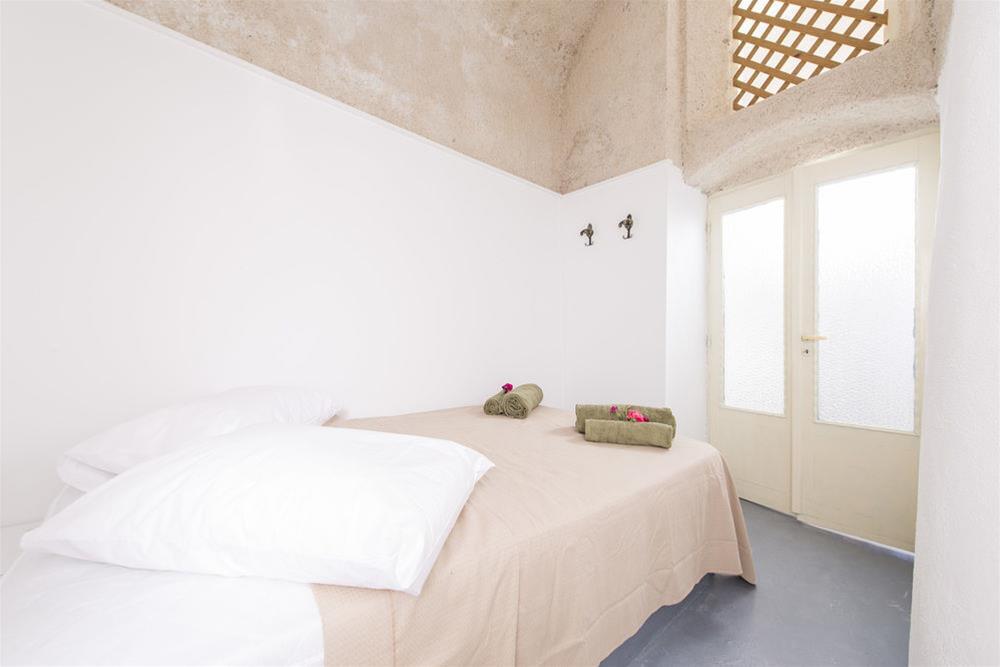 SEMELI CAVE HOUSE - Greece - Santorini