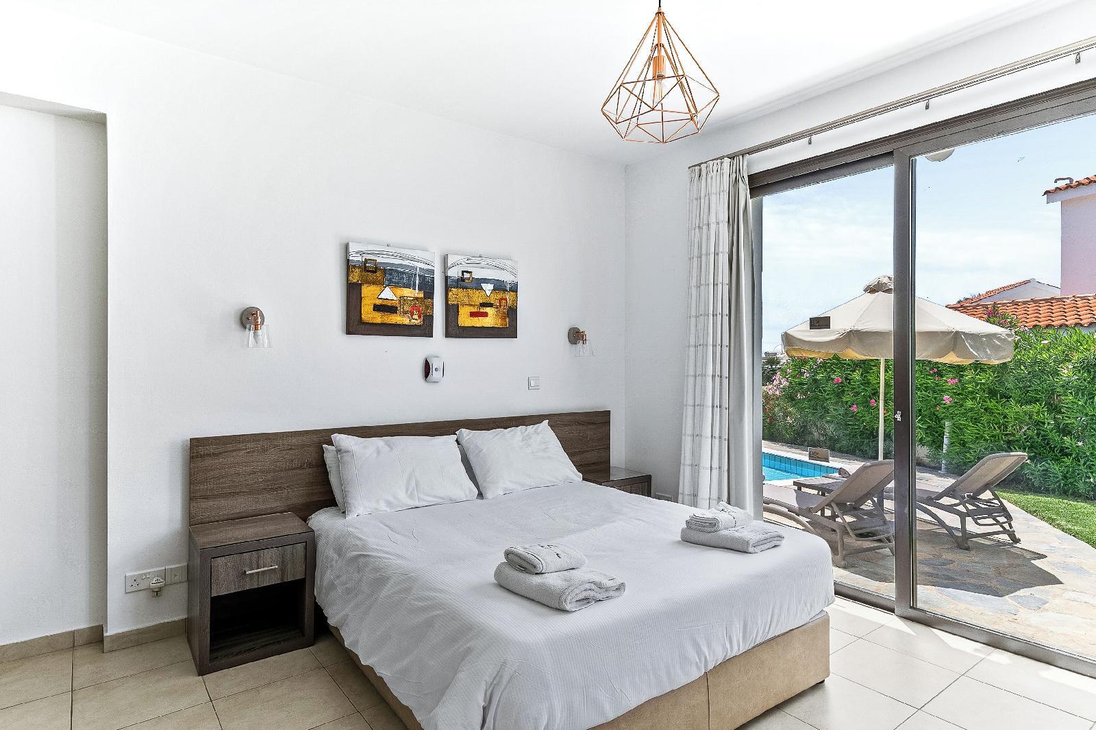 Platzia Beach Villas - Cyprus - Paphos
