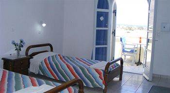 Robertos Villas 3 * Robertos Villas 3 *