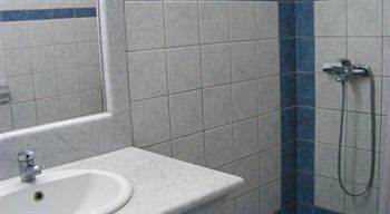 Robertos Villas 3 * Robertos Villas 3 *