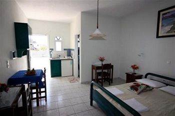 Robertos Villas 3 * Robertos Villas 3 *