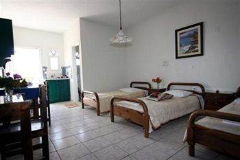 Robertos Villas 3 * Robertos Villas 3 *