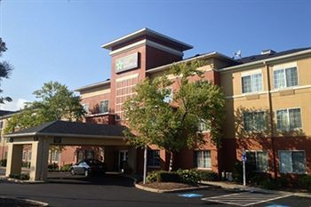 EXTENDED STAY AMERICA