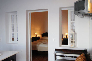 Oia’s Retreat 3 * Oia’s Retreat 3 *