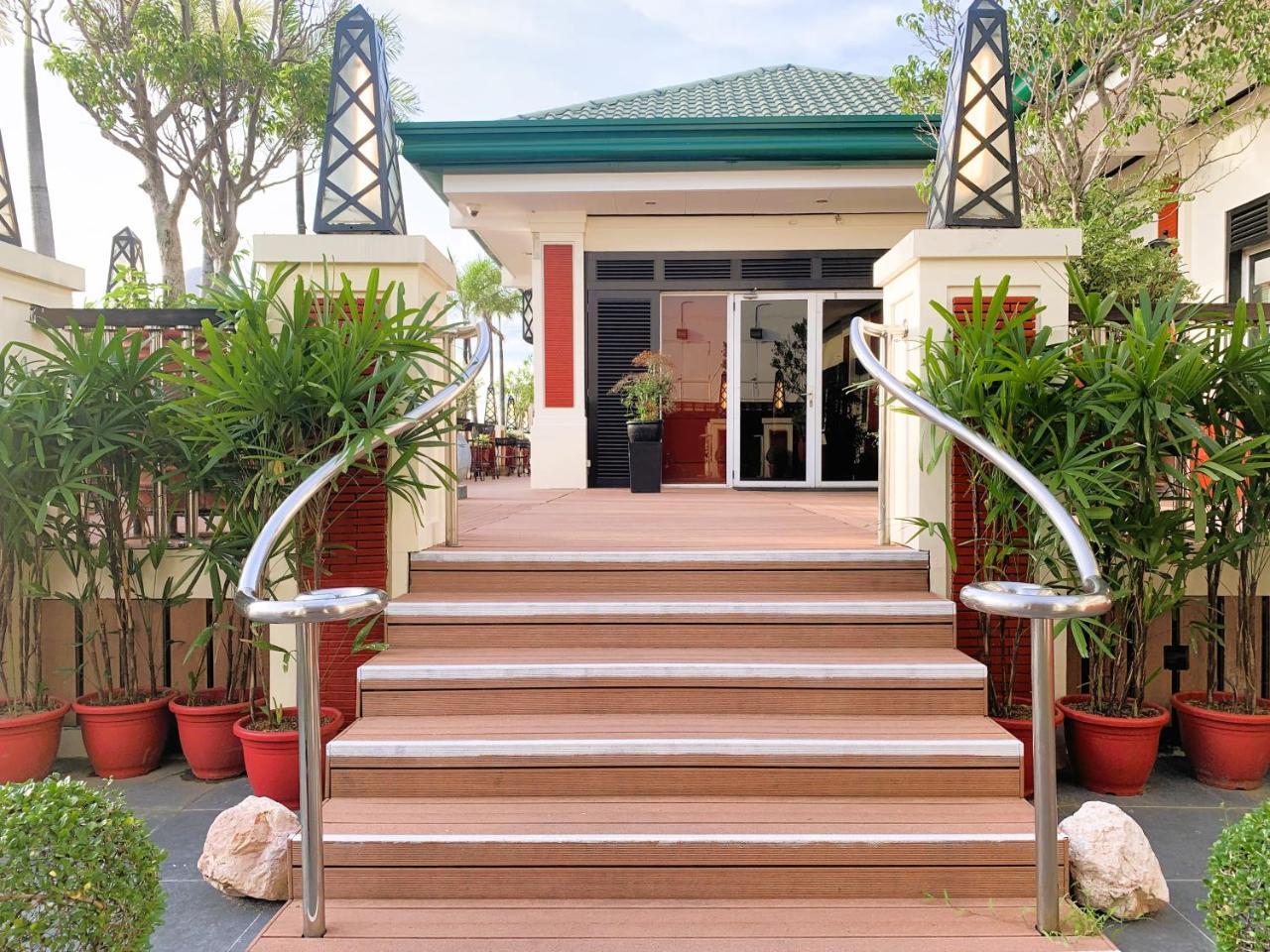 Hotel Benilde Maison De La Salle - Philippines - Manila