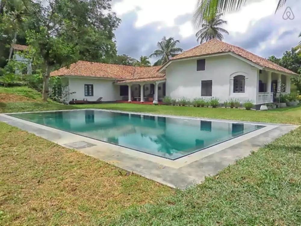 Kajulanda - Sri Lanka - Unawatuna