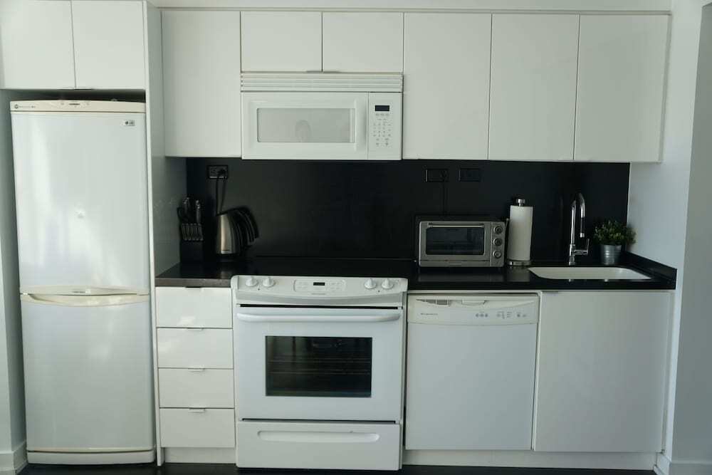 Toronto Escape - CityPlace - 25 Capreol - Canada - Toronto