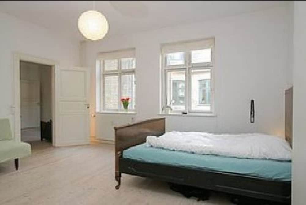 The Pea Blossom Copenhagen Bed and Breakfast - Denmark - Copenhagen