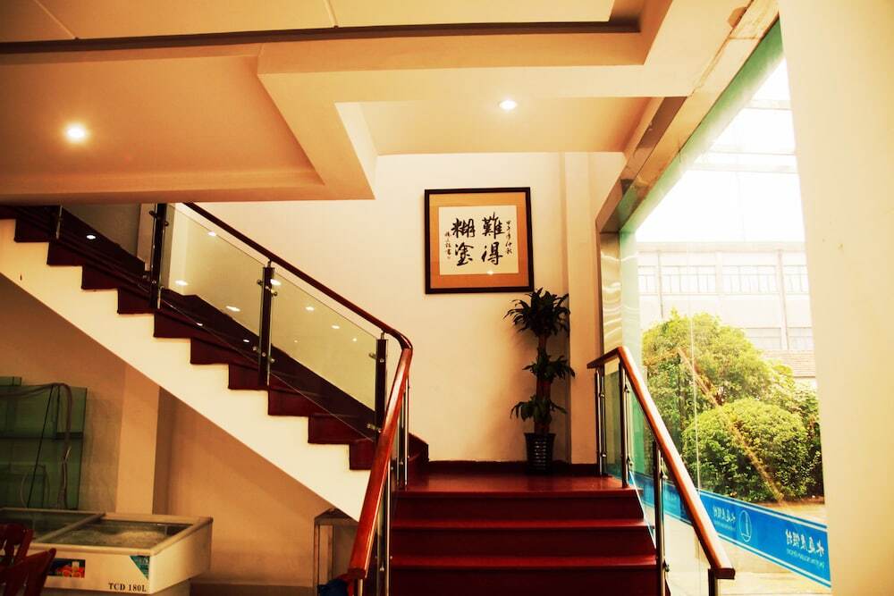 WATER ATRIUM RESORT - China - Shanghai