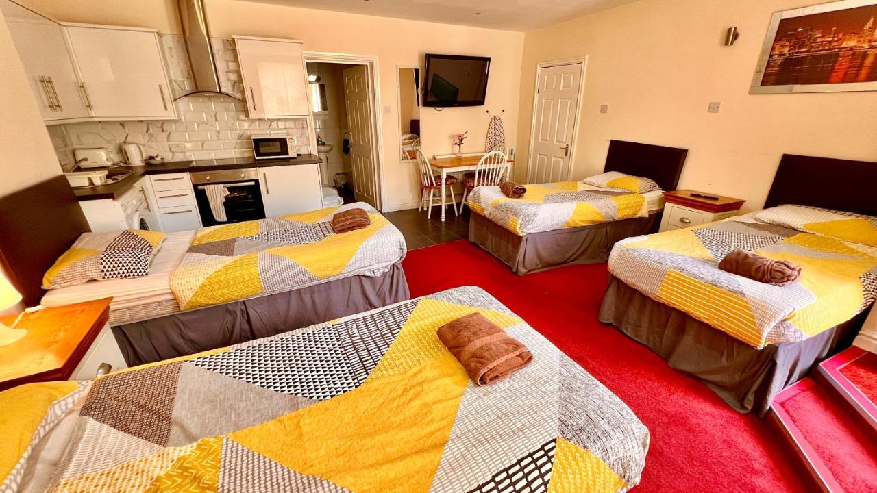 Castle Lodge Guest House - United Kingdom - Liverpool