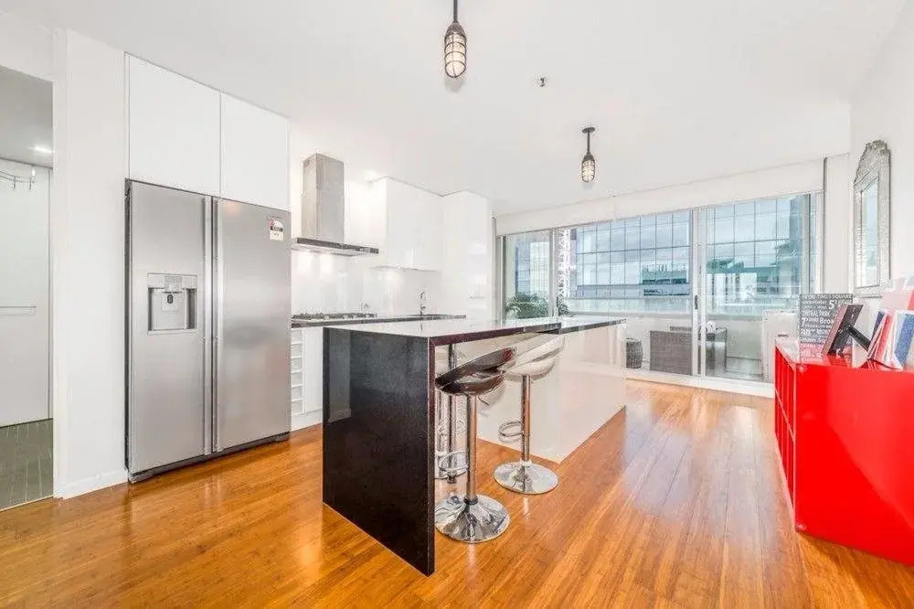 Melbourne Holiday Apartments at McCrae Docklands - Australia - Melbourne