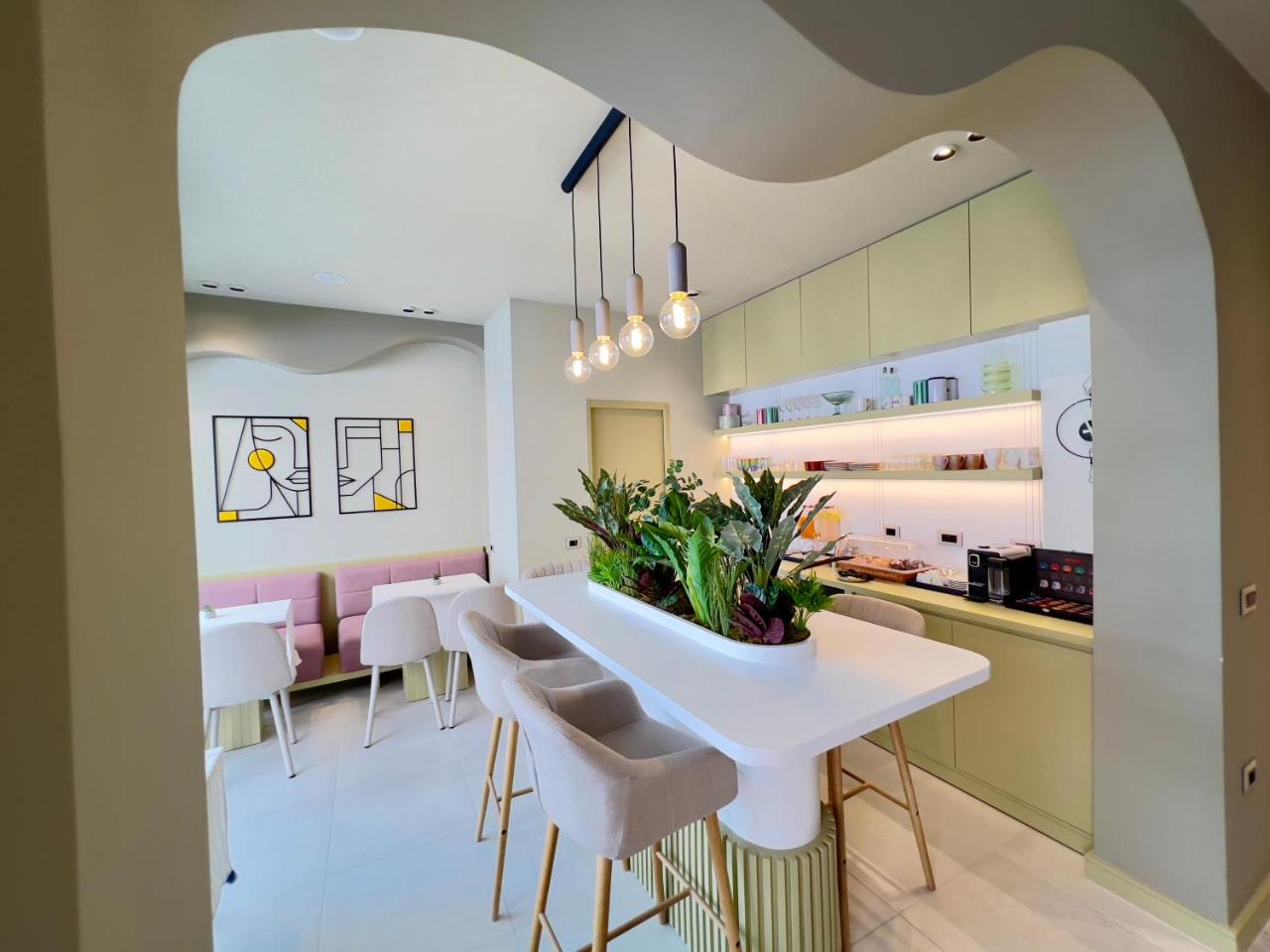Hotel Serenity - Albania - Tirana