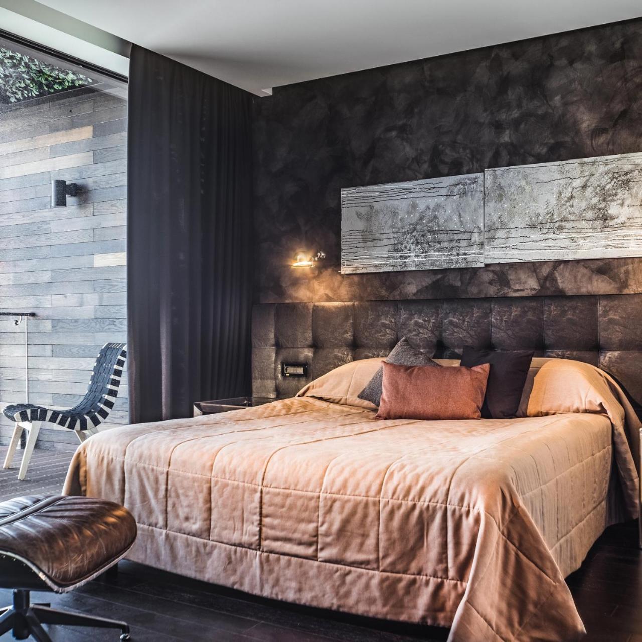 M 1 Club Hotel - Ukraine - Odessa