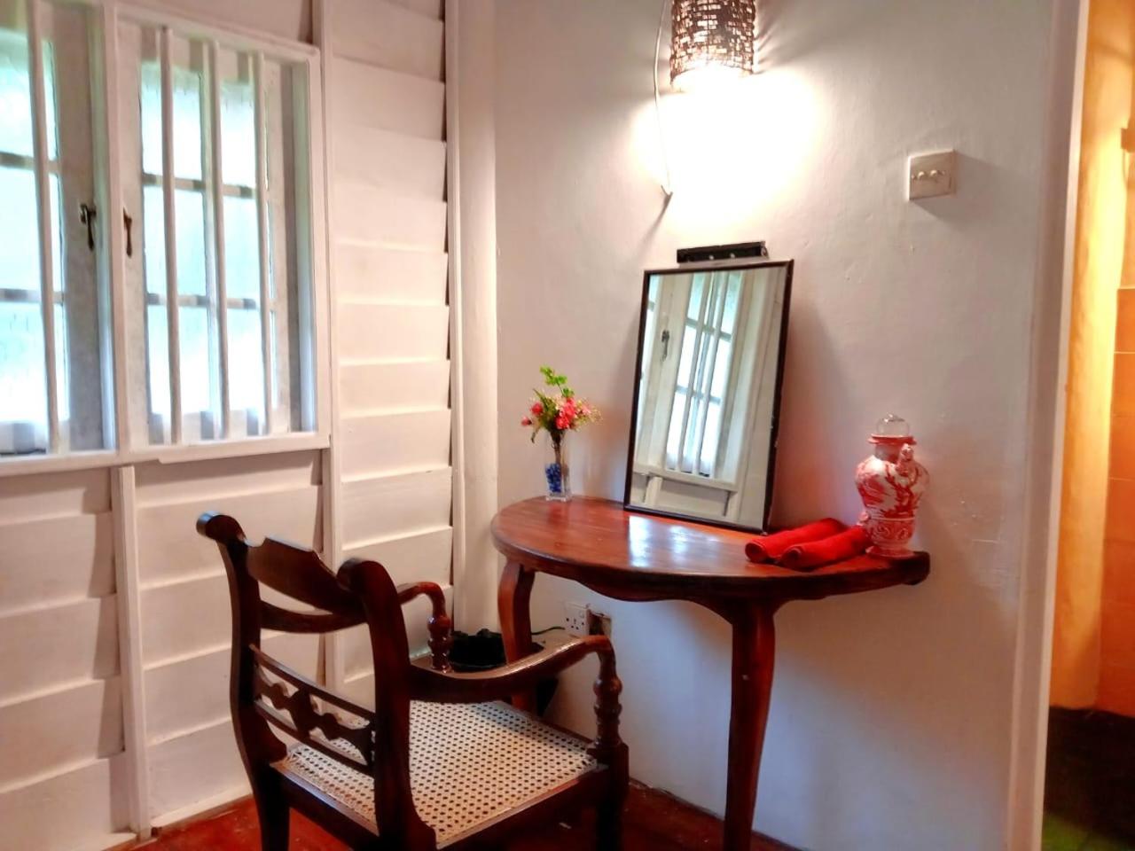 Kahuna Hotel - Sri Lanka - Unawatuna