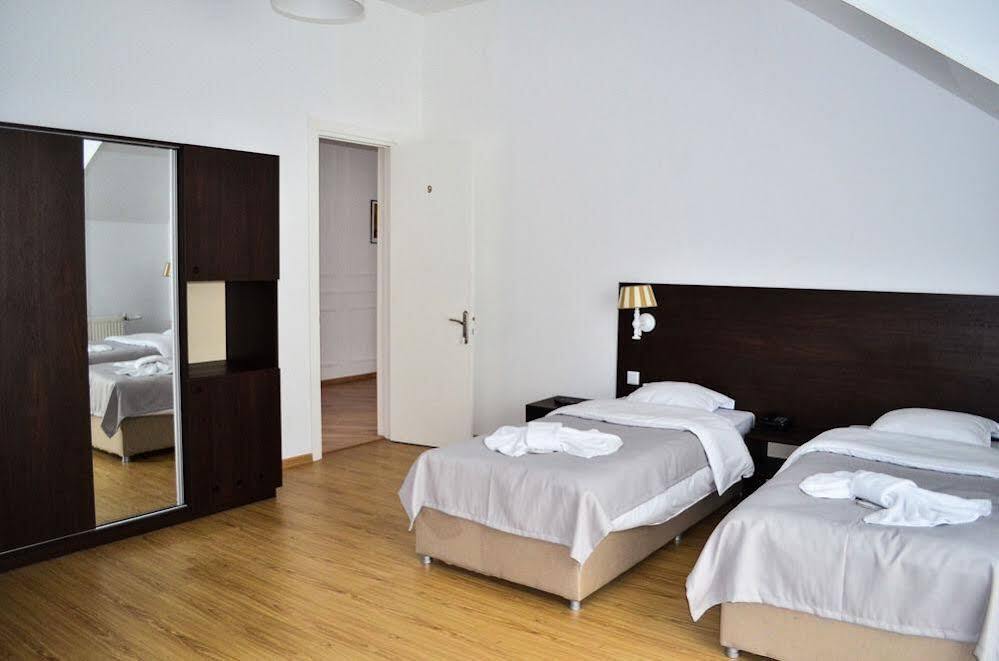 Comfort Hotel - Georgia - Tbilisi