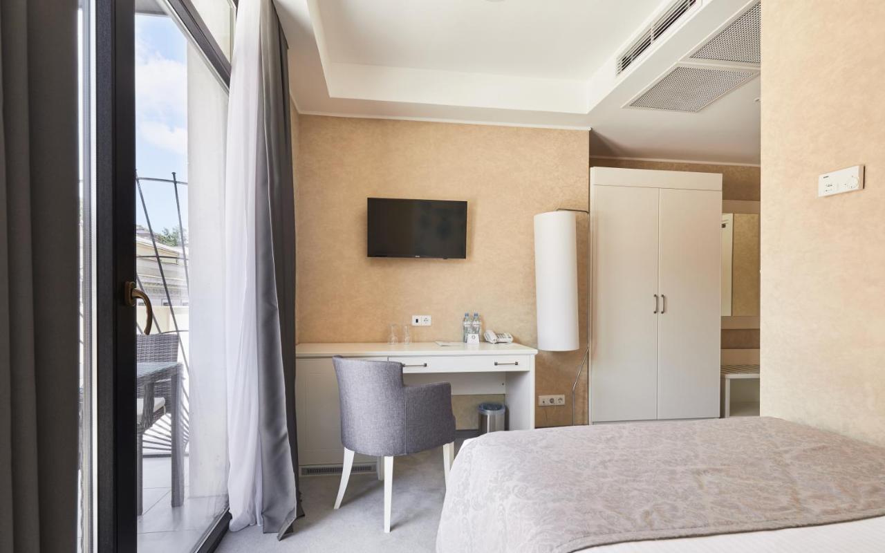 Gallery Palace Hotel - Georgia - Tbilisi