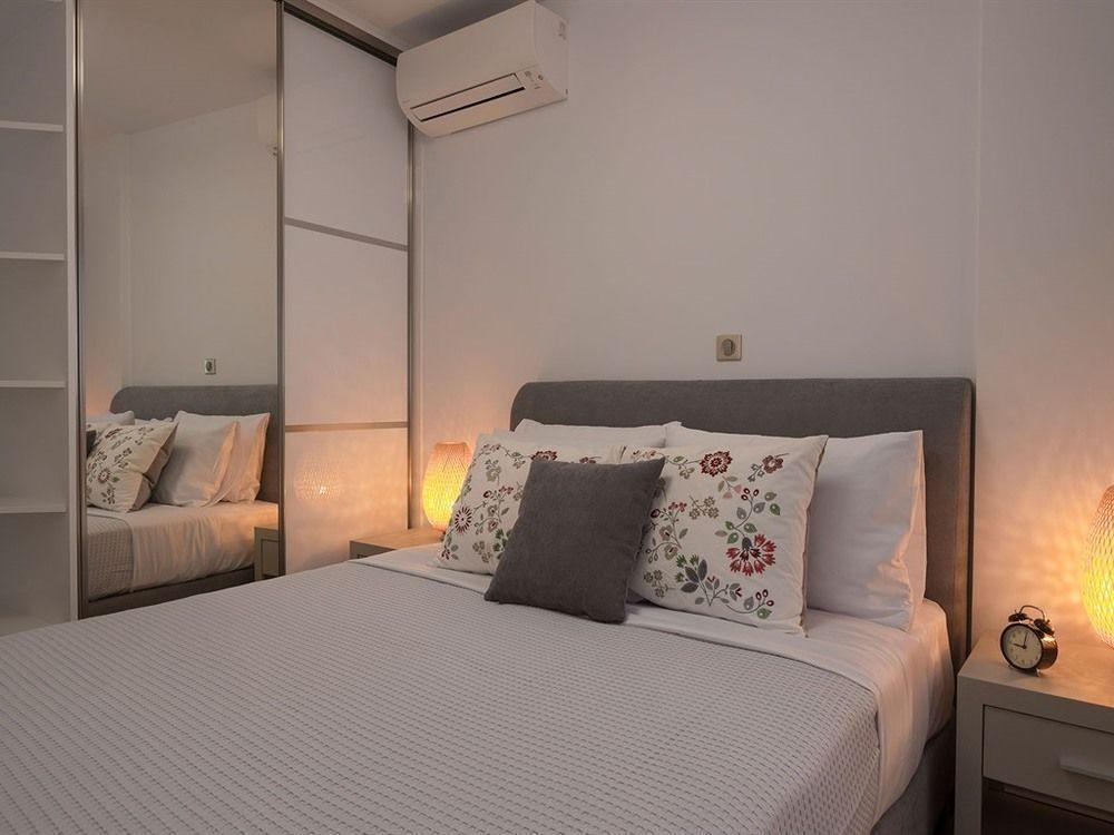 PETAL APARTMENTS - Greece - Athens