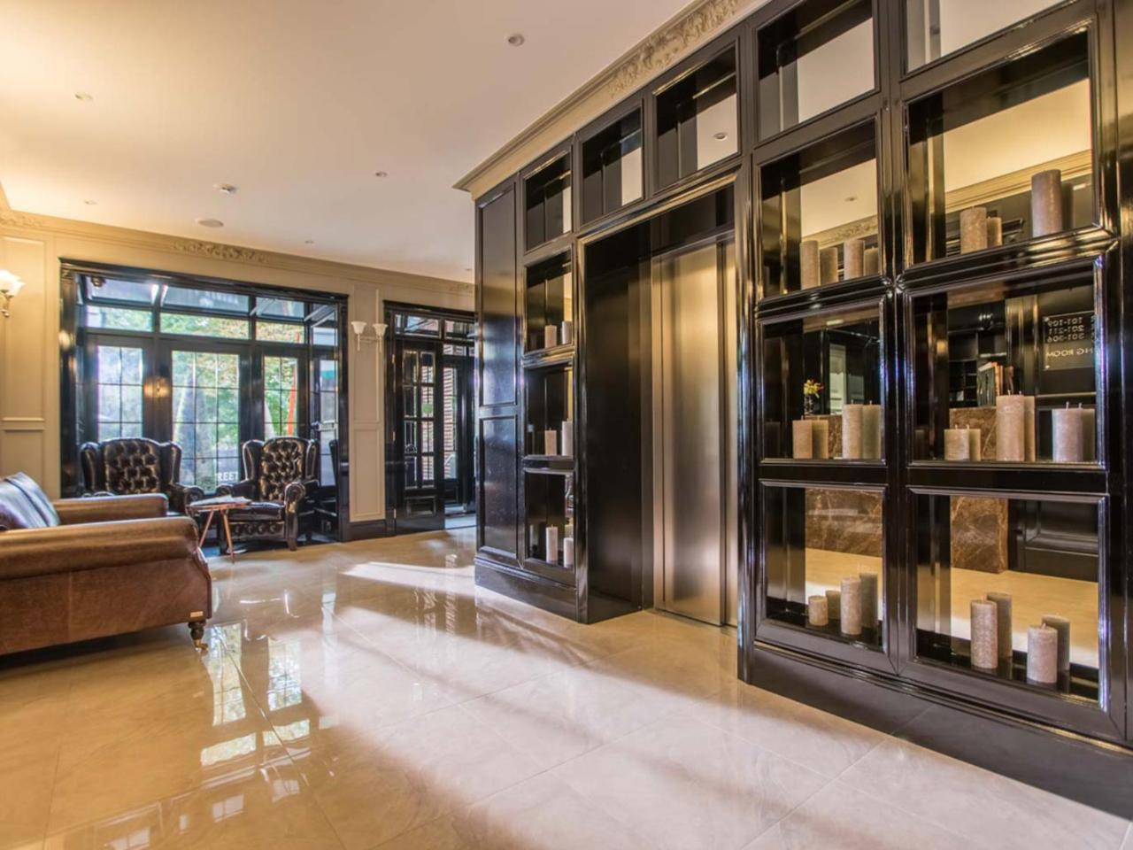 Wall Street Hotel - Ukraine - Odessa