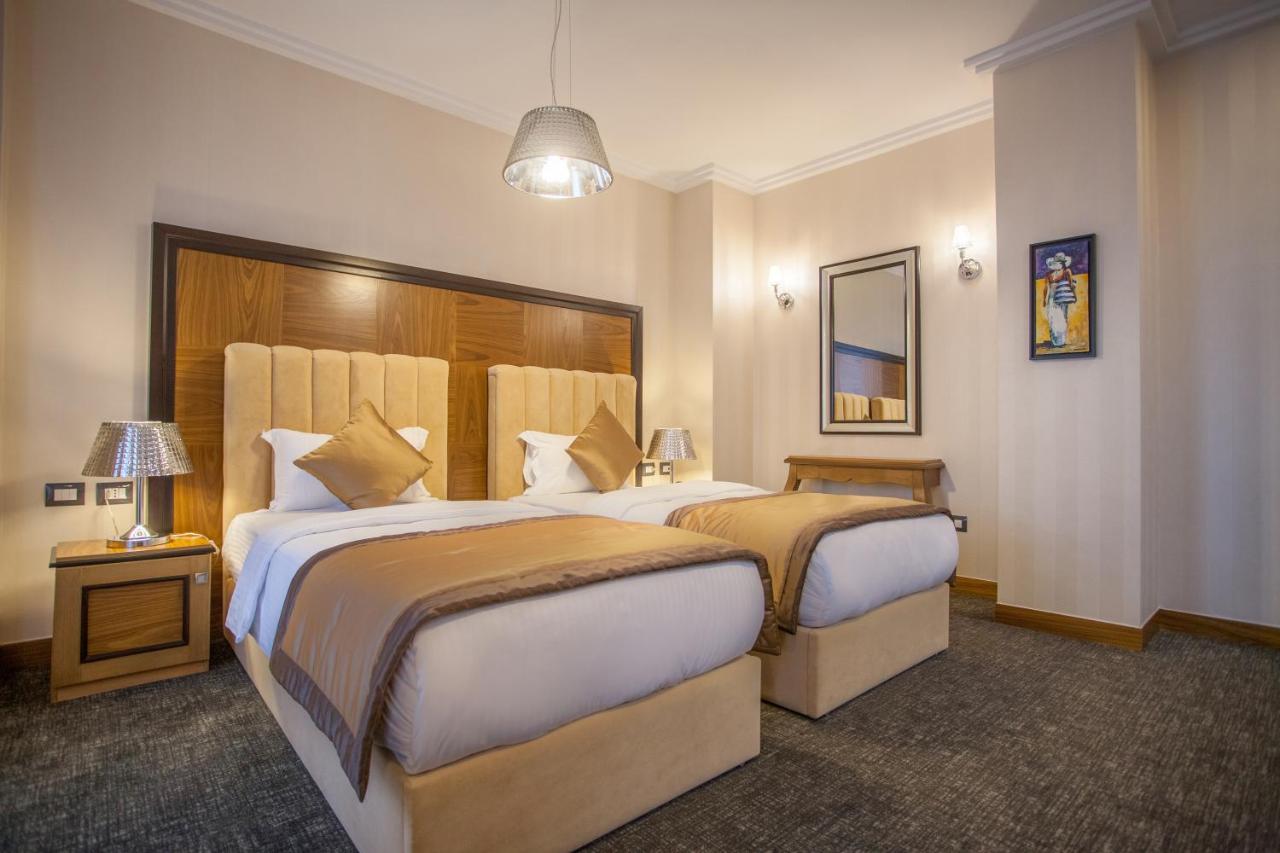 Hotel Colosseo Tirana - Albania - Tirana