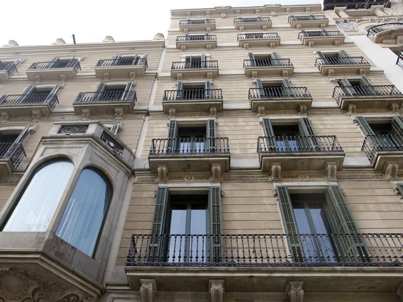 5* CONFIDENTIAL - Spain - Barcelona
