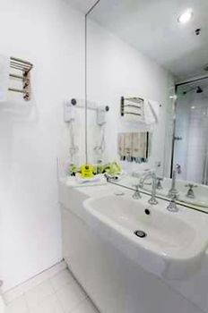 Miami Hotel Melbourne - Australia - Melbourne