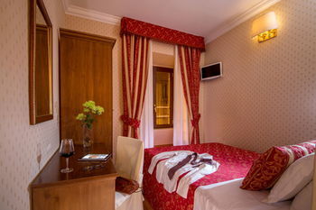 Boncompagni Suite - Italy - Rome