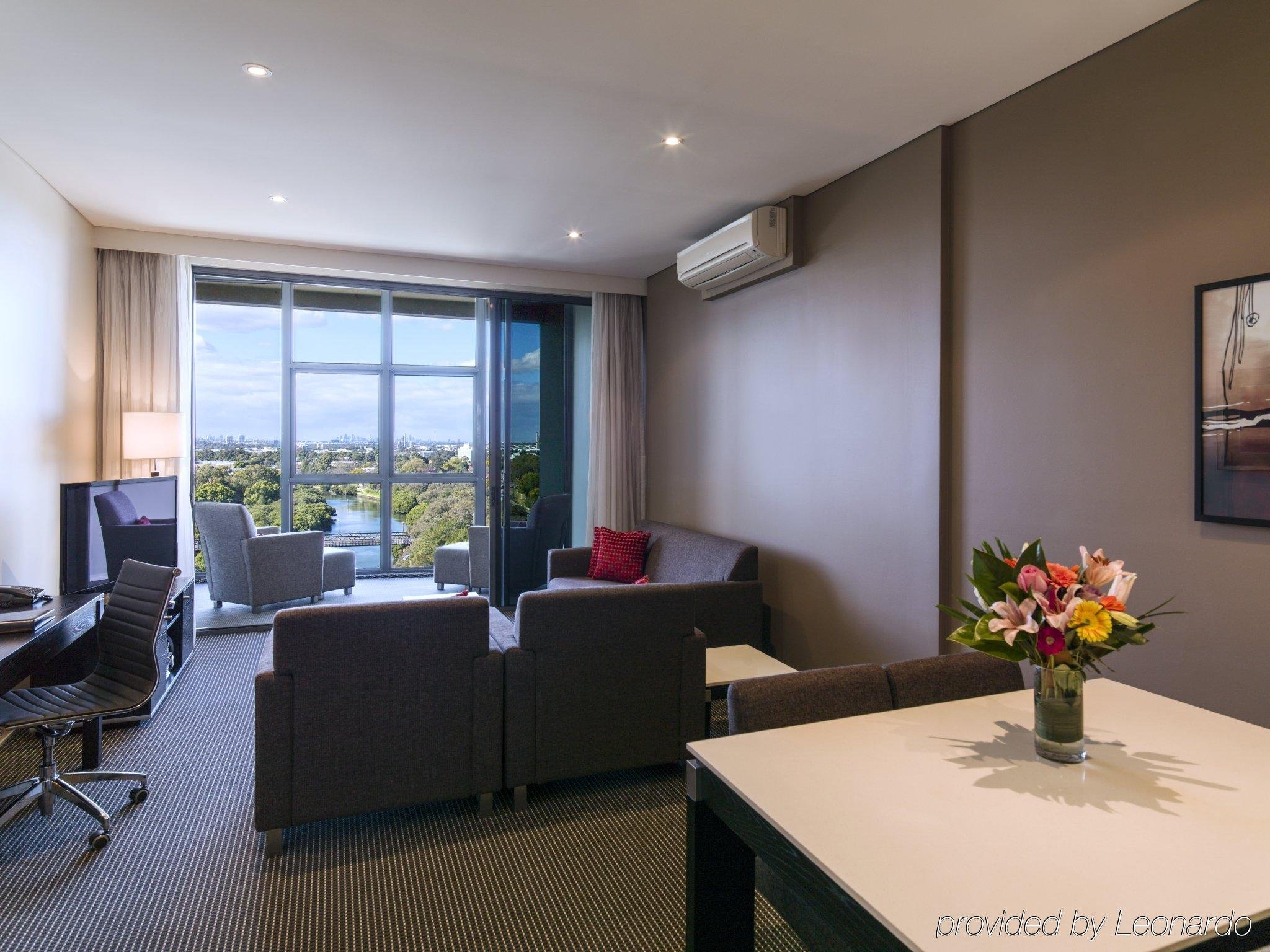 Meriton Serviced Apartments Parramatta - Australia - Sydney