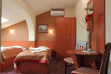 MAKSYMILIAN - Poland - Krakow