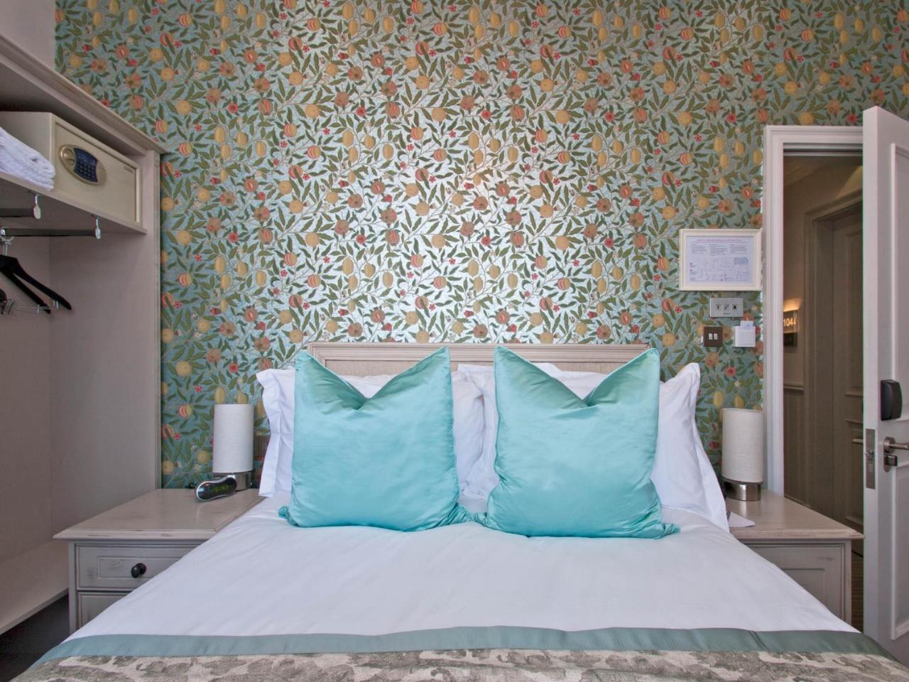 W12 Rooms - United Kingdom - London