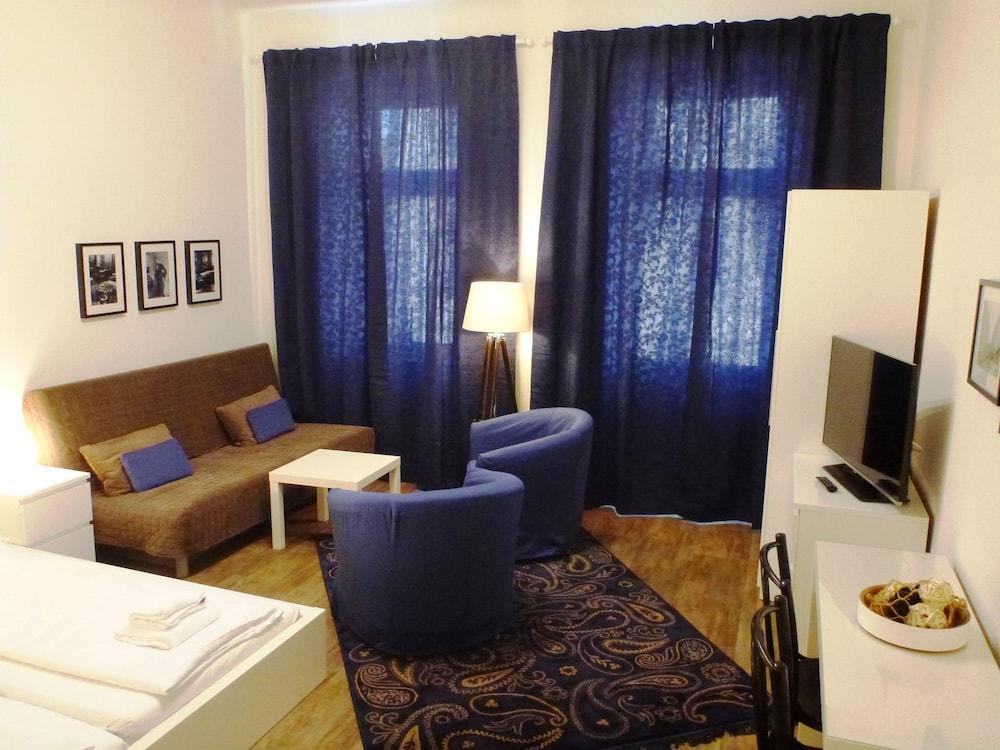 Flatprovider Comfort Eduard Apartment - Austria - Vienna