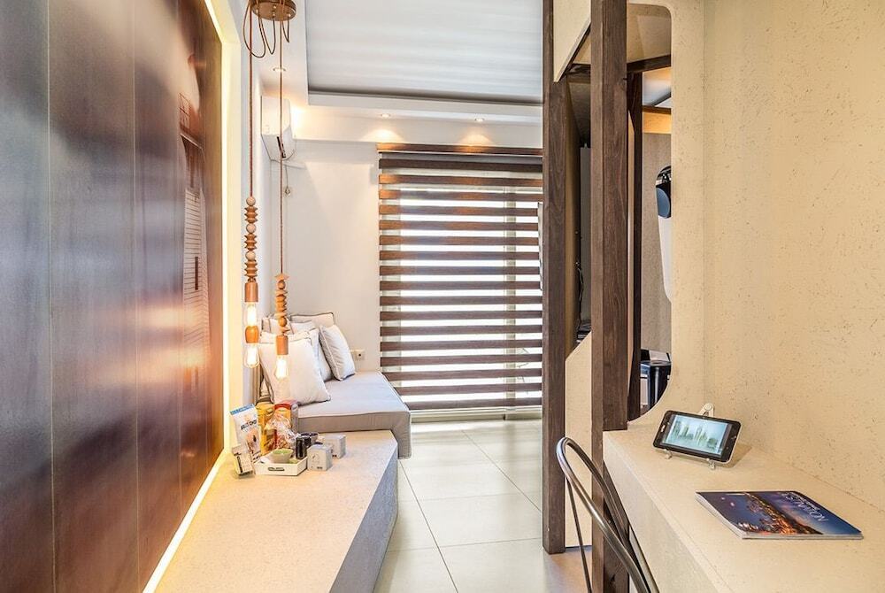 Harbor Suites - Greece - Athens