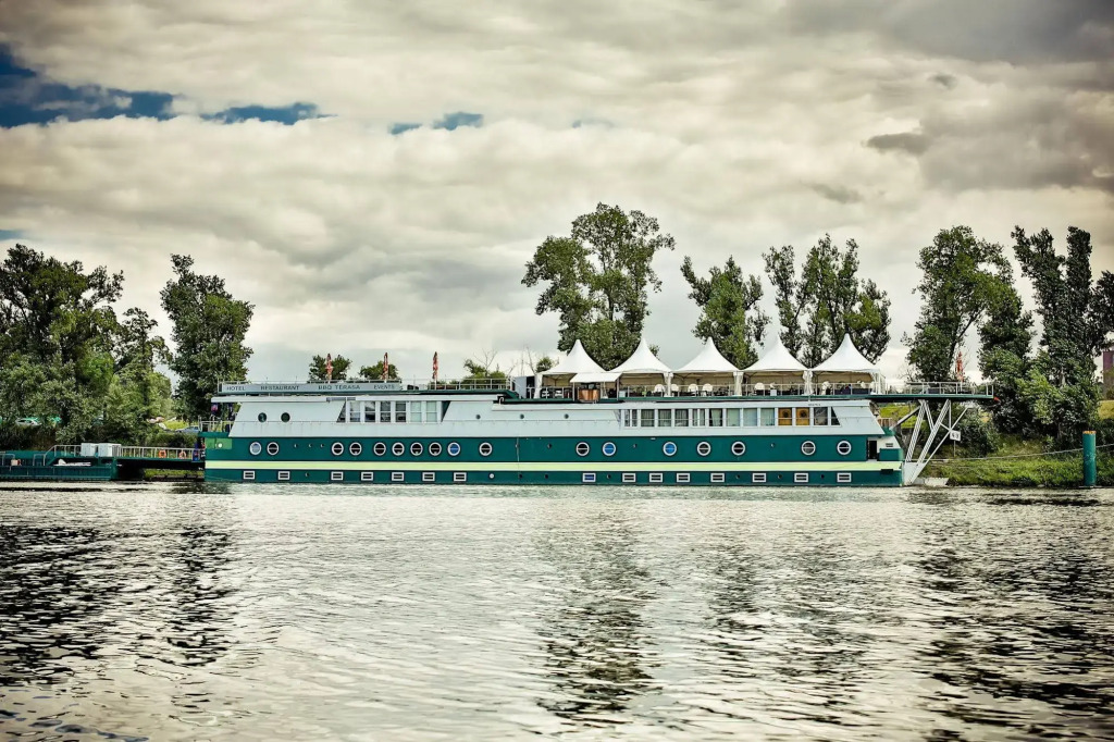 Rohan Boat Prague - Czech Republic - Prague